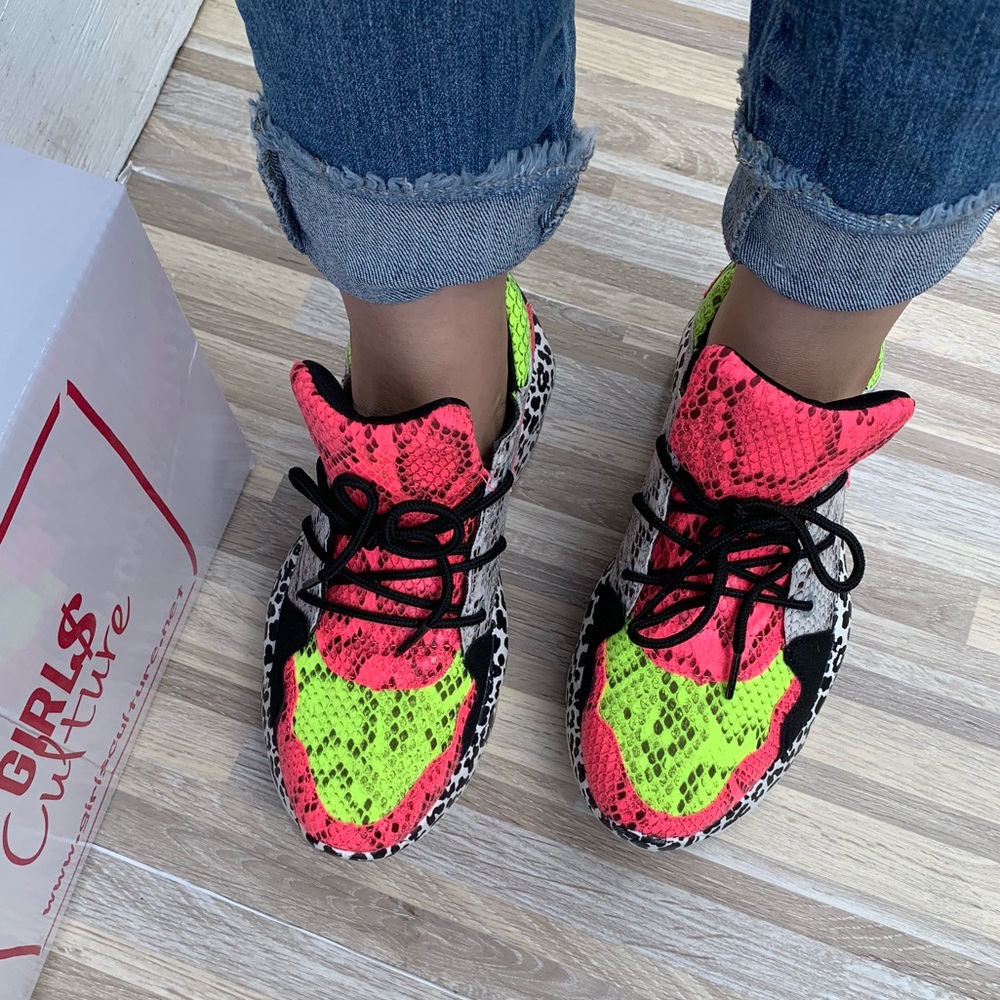 Neon Lime Snake Prints Sneakers - Picture 4 of 7